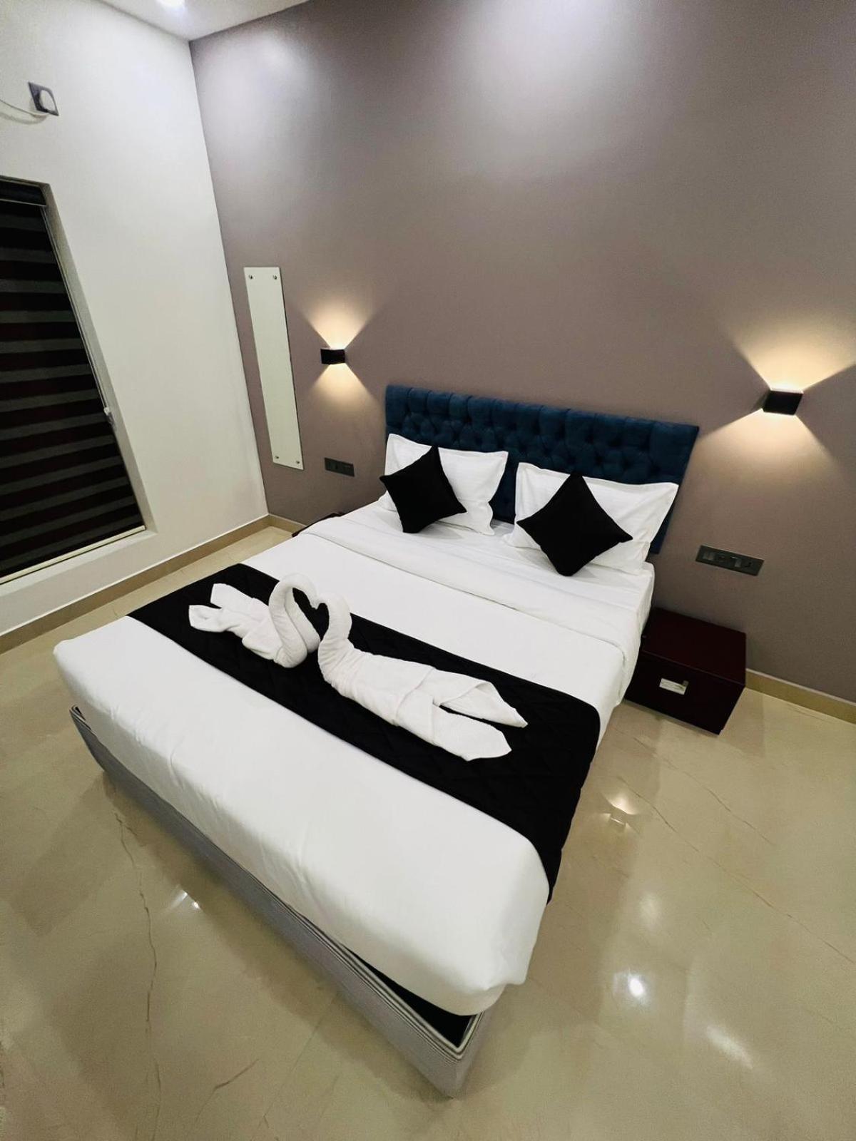 The Lotaz Hotel Kochi Exterior foto
