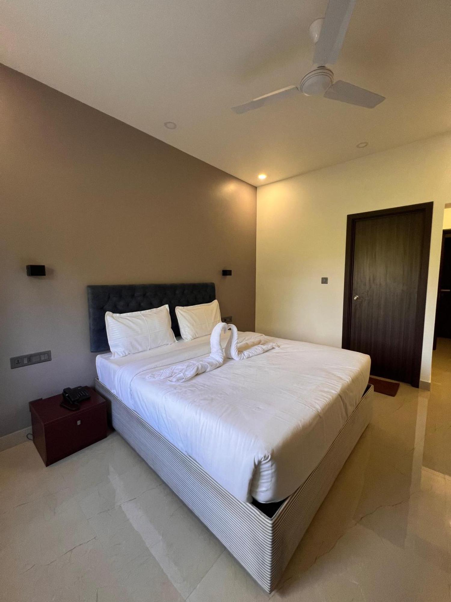 The Lotaz Hotel Kochi Exterior foto